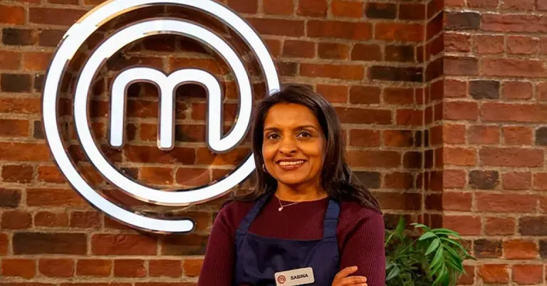 ব্রিটিশ বাংলাদেশি সাবিনা খান